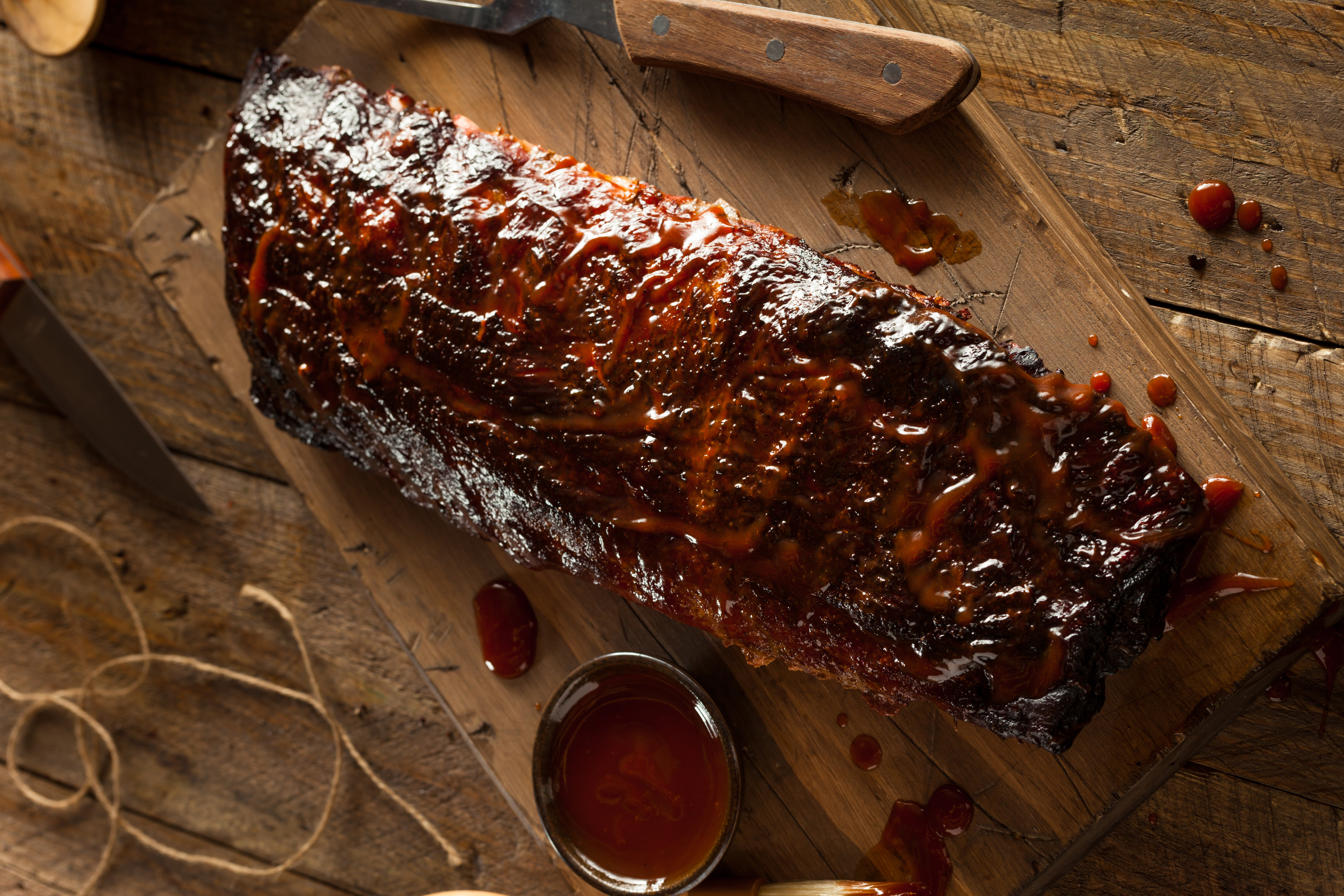 Smoked Ribs with Sauce